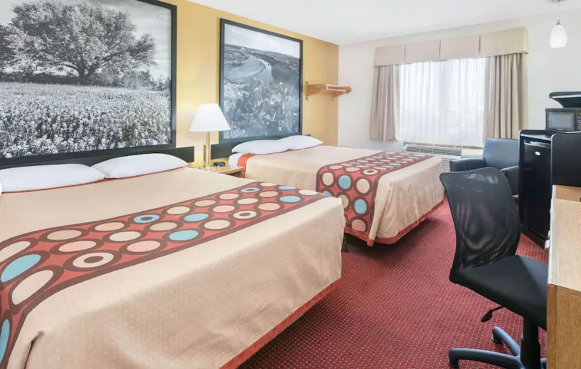 Super 8 By Wyndham Grapevine/Dfw Airport Northwest Ξενοδοχείο Εξωτερικό φωτογραφία