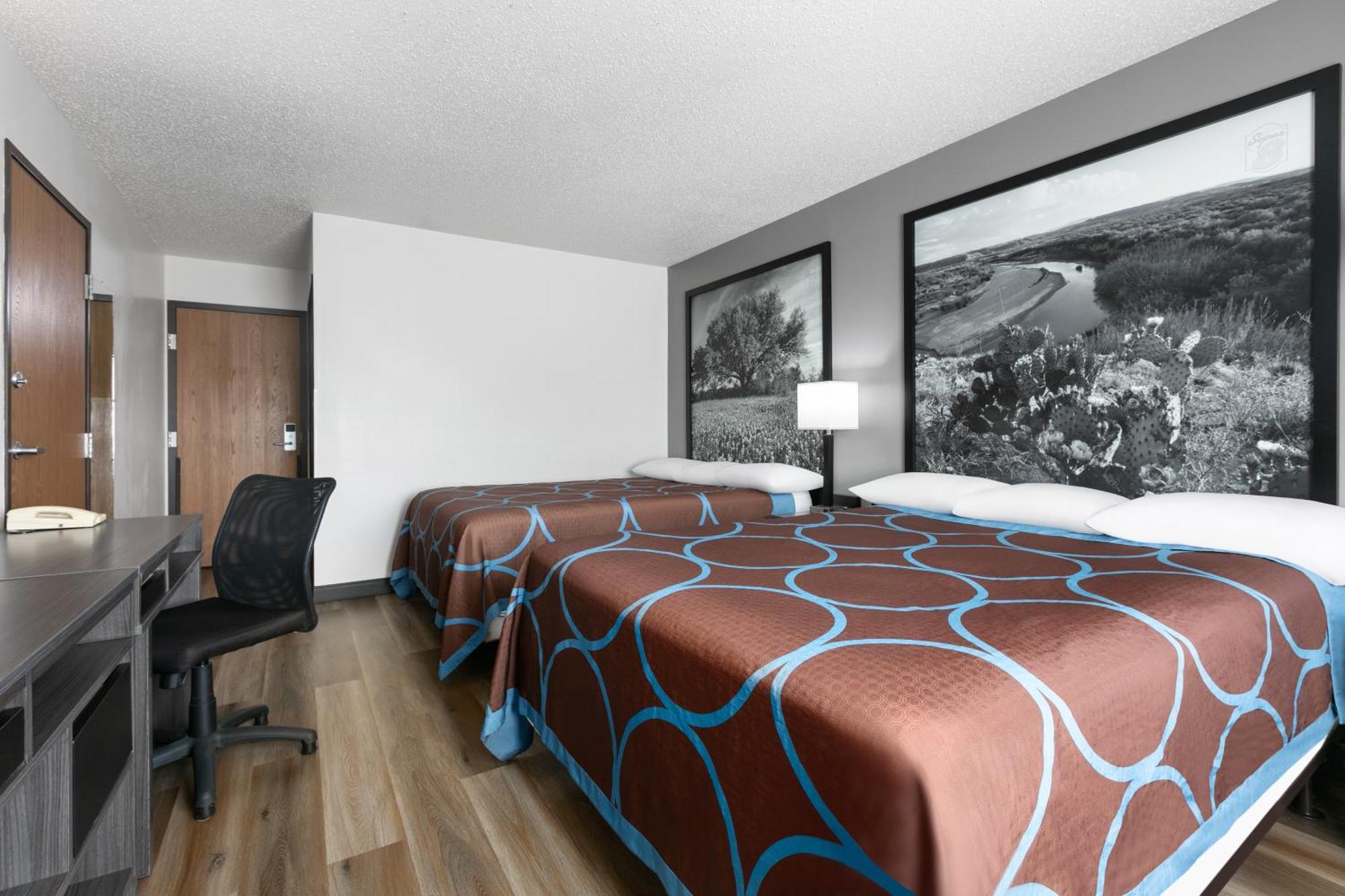 Super 8 By Wyndham Grapevine/Dfw Airport Northwest Ξενοδοχείο Εξωτερικό φωτογραφία