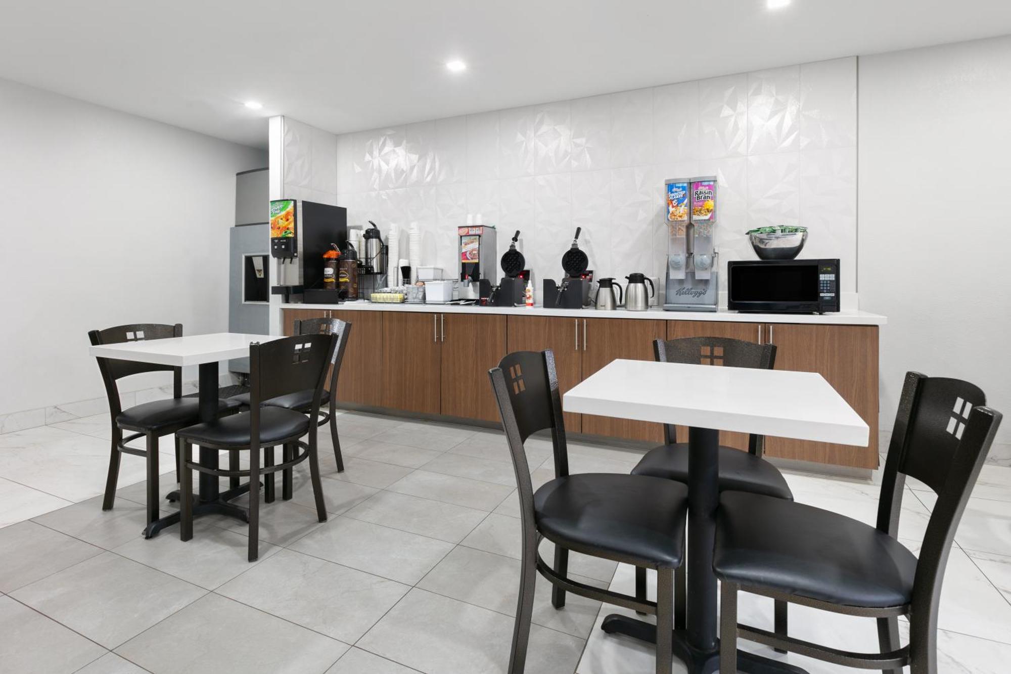 Super 8 By Wyndham Grapevine/Dfw Airport Northwest Ξενοδοχείο Εξωτερικό φωτογραφία