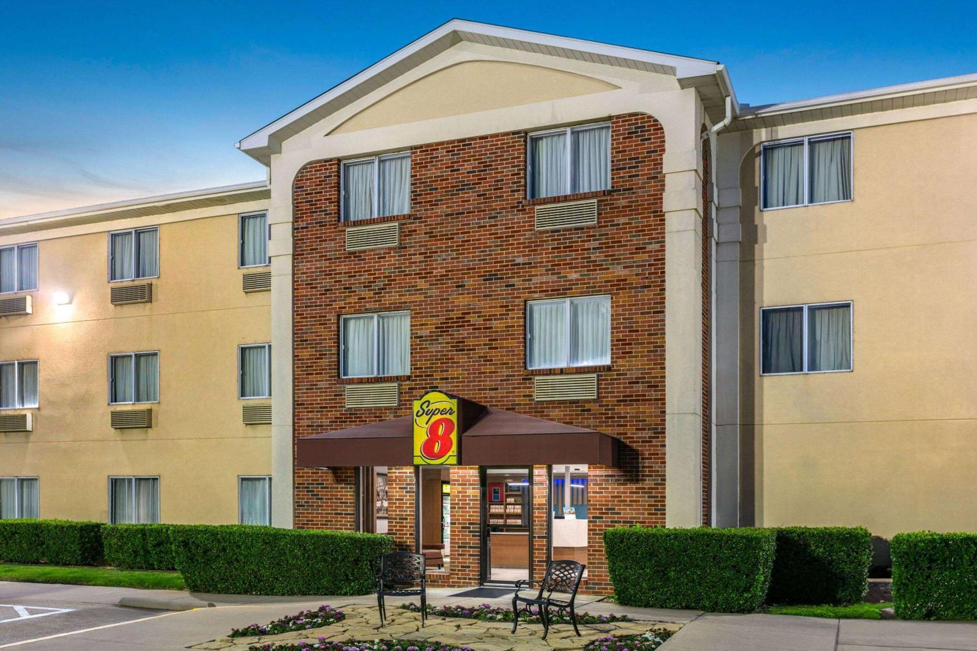 Super 8 By Wyndham Grapevine/Dfw Airport Northwest Ξενοδοχείο Εξωτερικό φωτογραφία